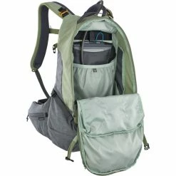 EVOC Trail Pro 26 Protector Backpack light olive/carbon grey 13 EVOC Trail Pro 26 Protector Backpack light olive/carbon grey -Cycling Backpacks Sales evoc trail pro 26 protector backpack light olive carbon grey 6